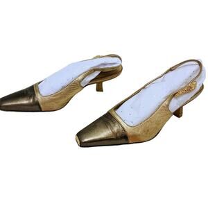 Gucci Kitten Heel LION HEAD Slingback Shoes Sz 35 Leather GOLD Toe Plate Wedding